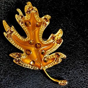 AUTUMN LEAF BROOCH/ SLIDER ADORNED W/ SPARKL